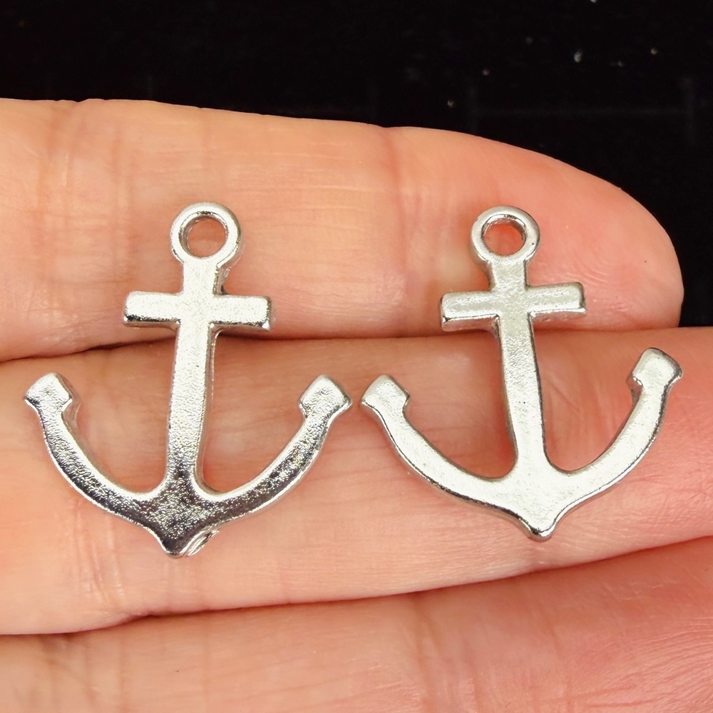 Lightweight silvertone, anchor nautical themed pierced earrings - Picture 5 of 8